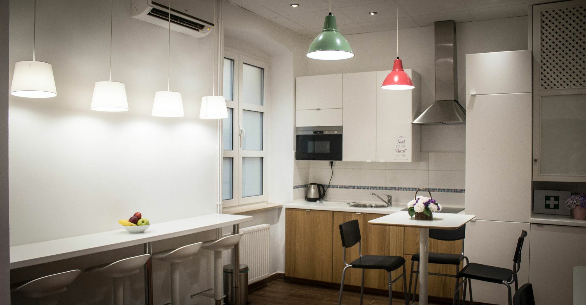 B&B Cool Centre Загреб Екстериор снимка