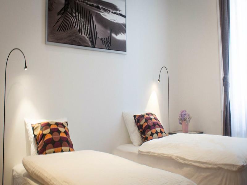 B&B Cool Centre Загреб Екстериор снимка